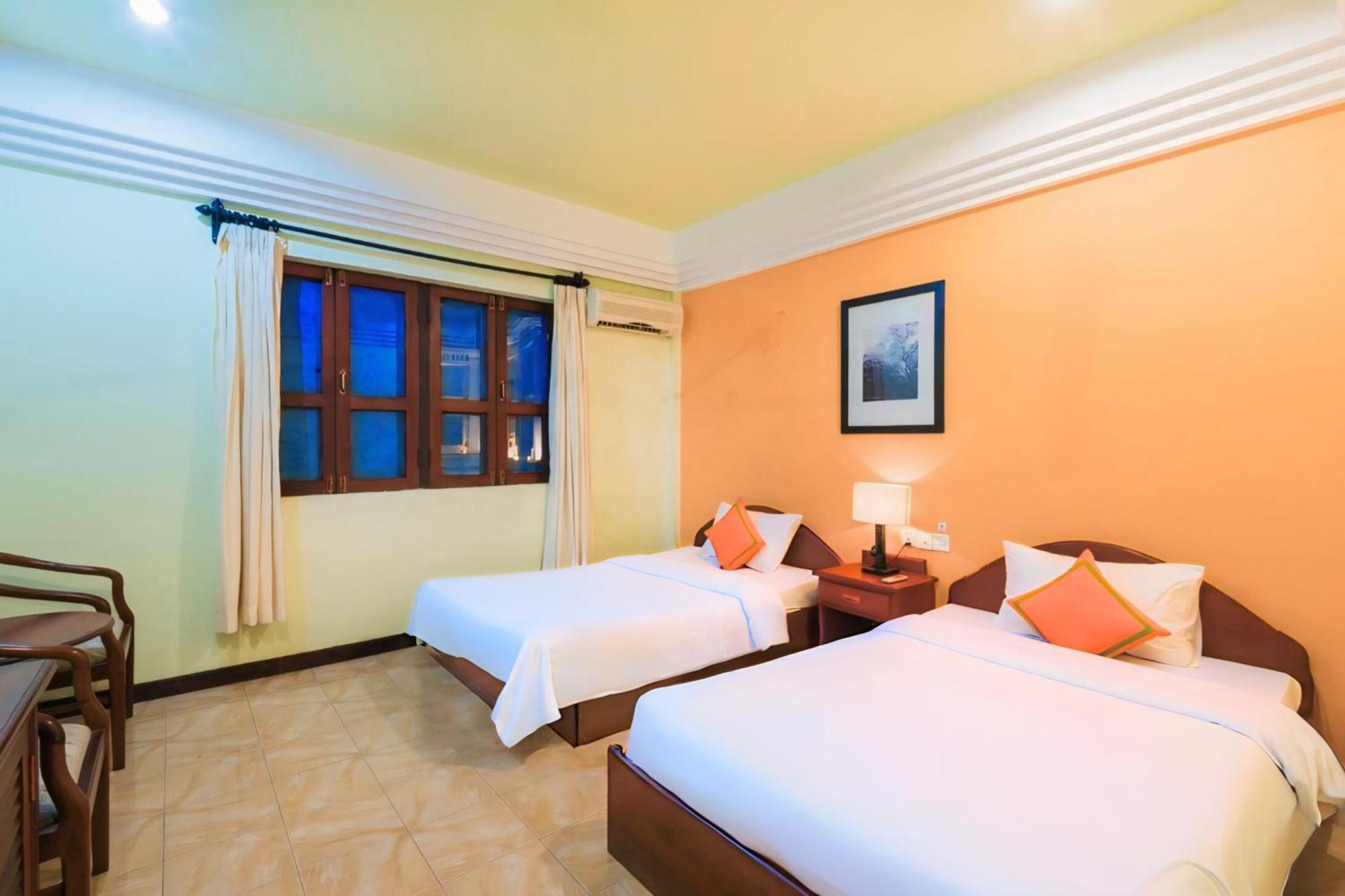 Vplus Hotel Siem Reap Luaran gambar