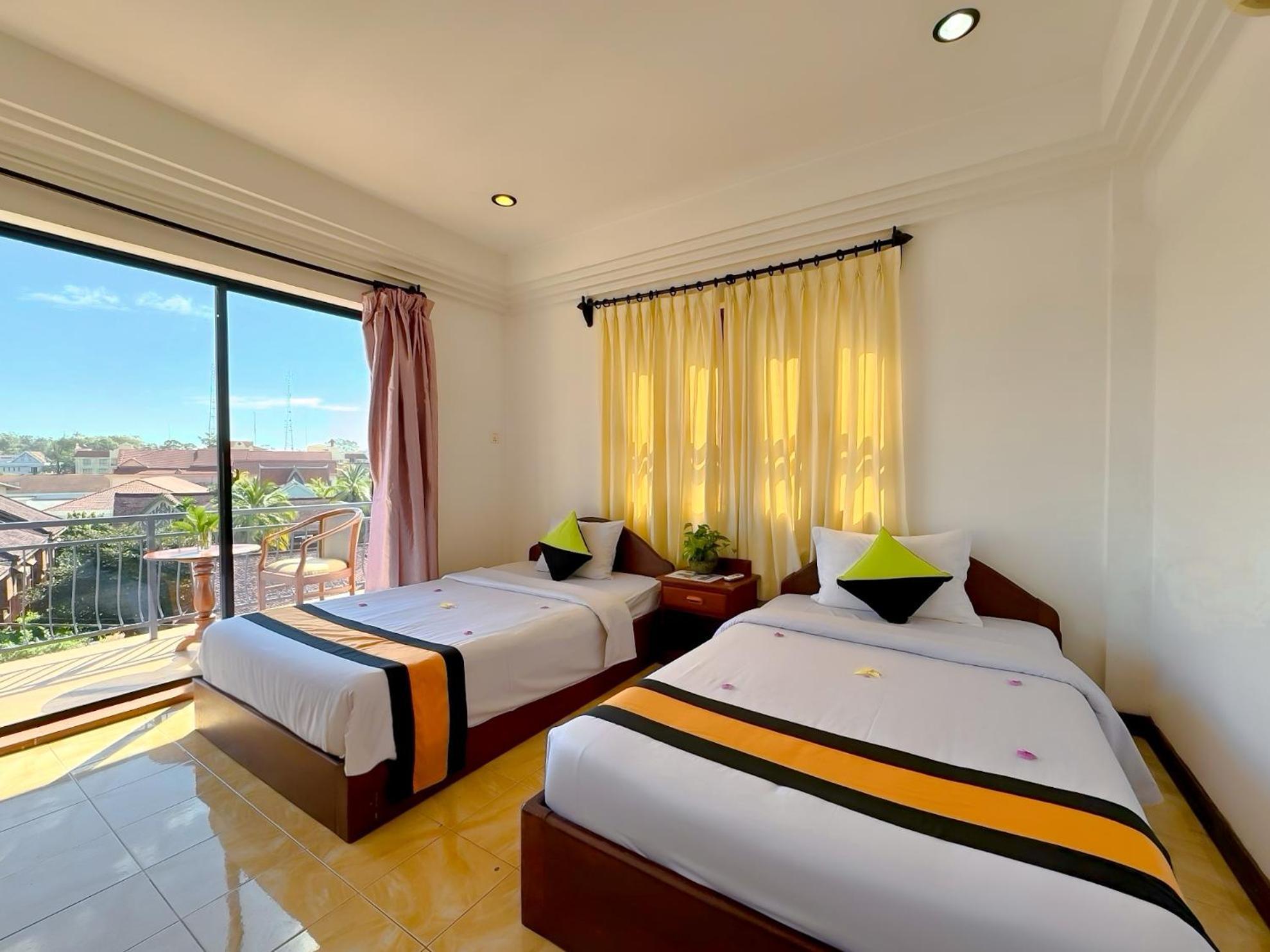 Vplus Hotel Siem Reap Luaran gambar